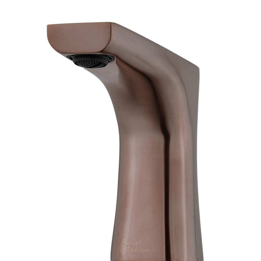 Widespread bathroom faucet in oil rubbed bronze with 8-inch width and 2 separate handles.