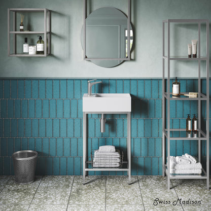 Pierre 16"x20"x10" Wall-Mounted Linen Cabinet in Chrome