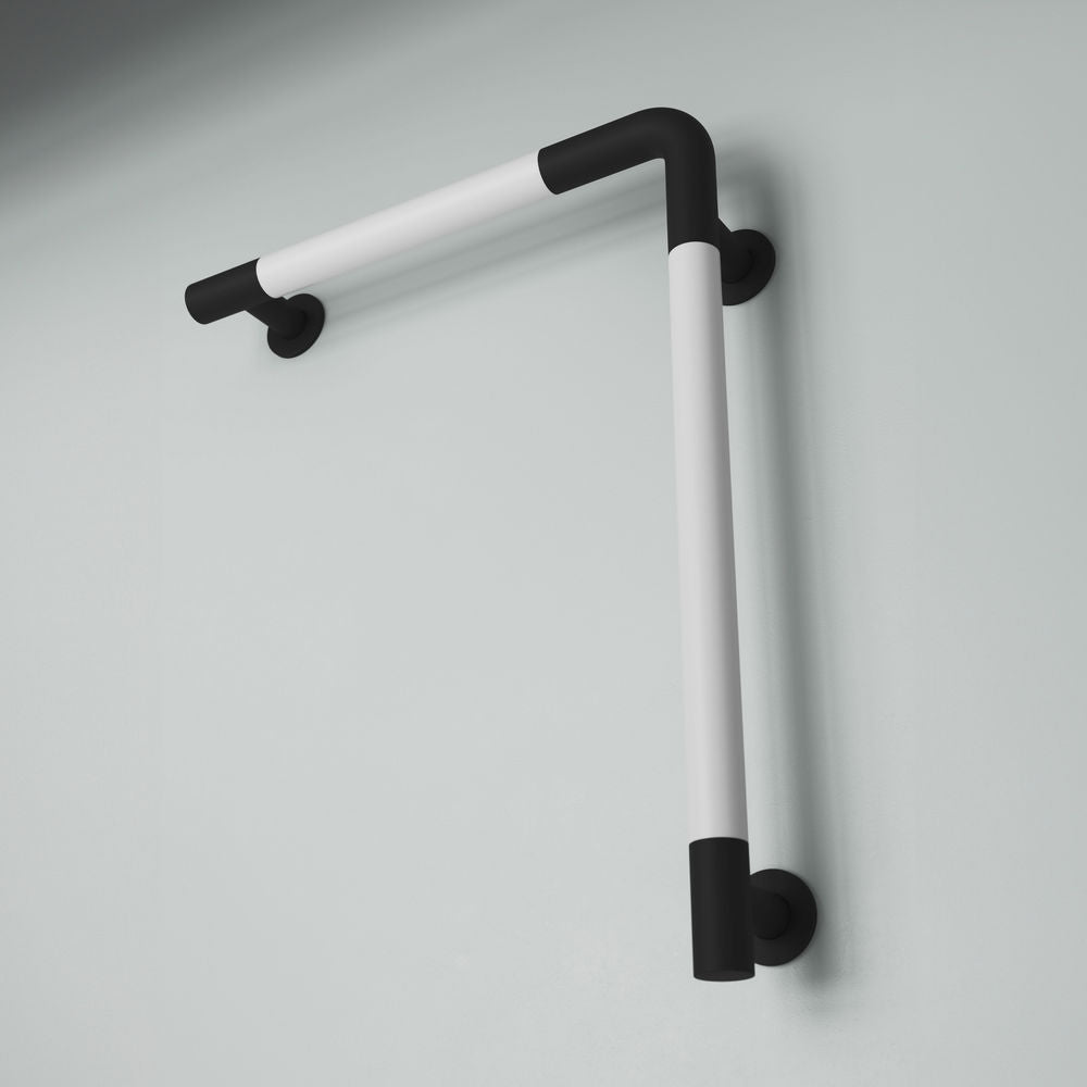 Auvergne 30" x 30" Grab Bar in Matte Black