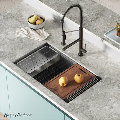 Tourner 32" 18 Gauge Stainless Steel Undermount Kitchen Sink in Polished Chrome