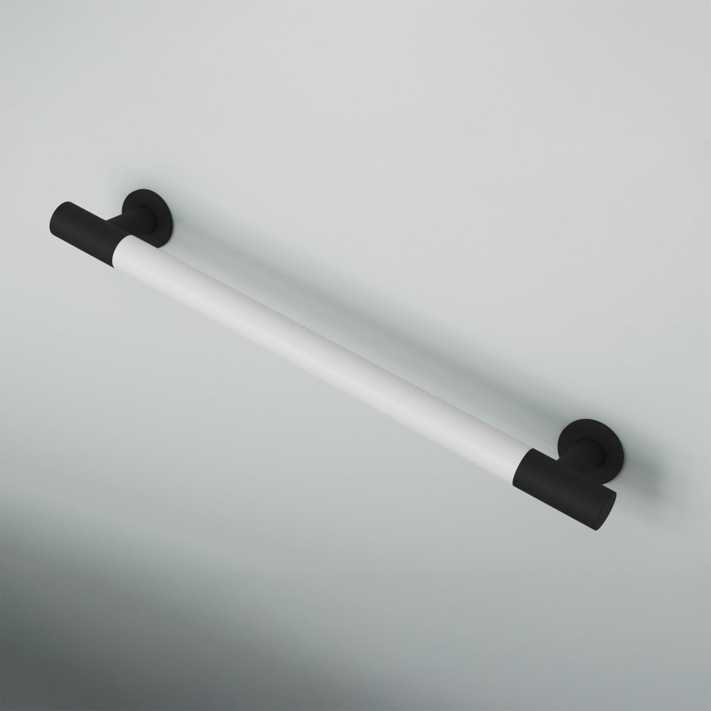 Auvergne 24" Grab Bar in Matte Black