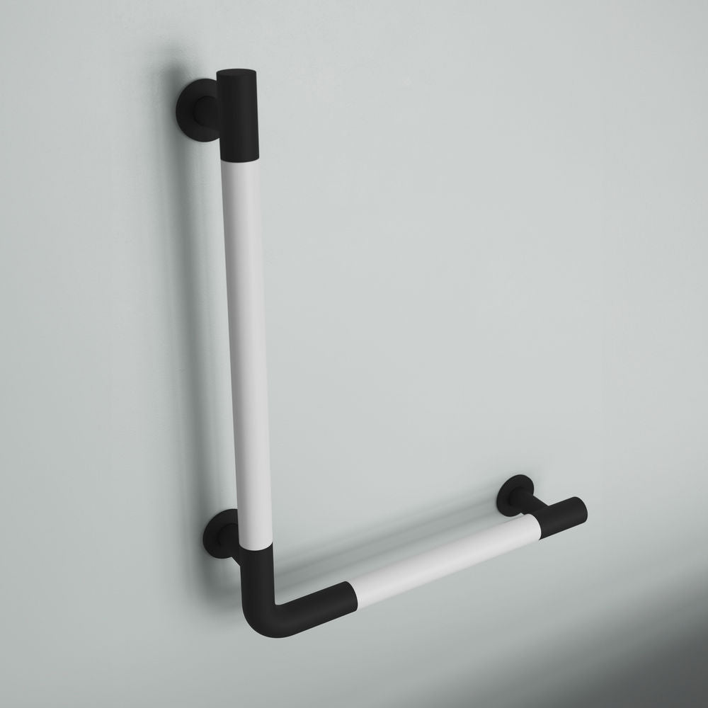 Auvergne 30" x 30" Grab Bar in Matte Black